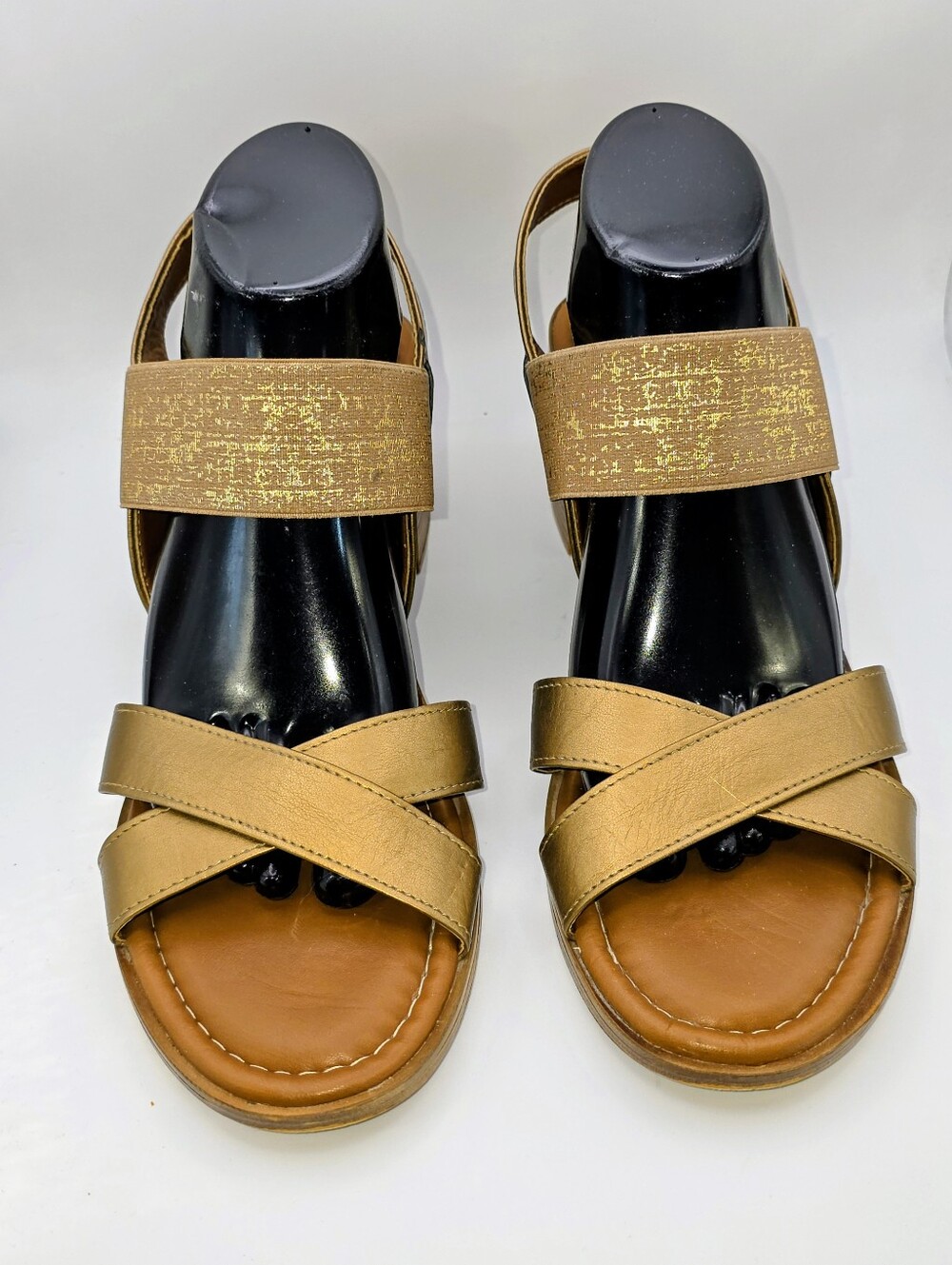 Tuscany and Easy Street Gold/Bronze Italian Sandals (11)